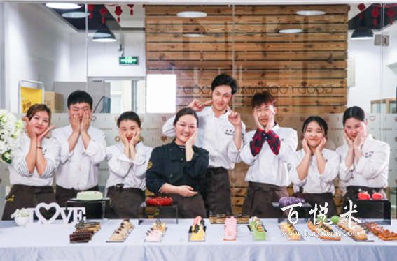 一般去培訓(xùn)學(xué)校學(xué)習(xí)西點(diǎn)技術(shù)需要花費(fèi)多少錢呢？